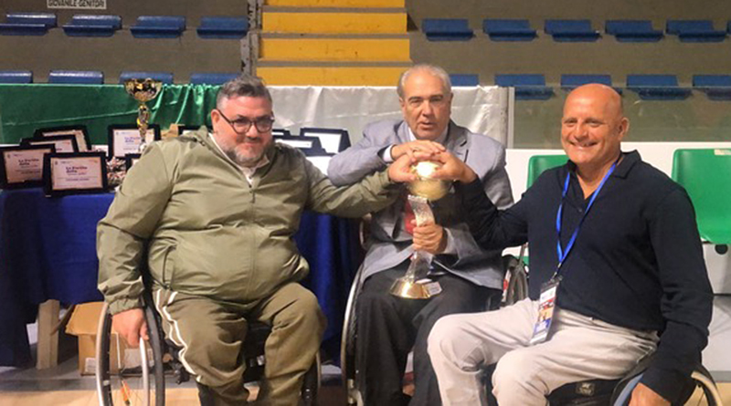 Giovanni Rotino presidente Associazione siciliana medullolesi spinali; Fernando Zappile presidente FIPIC; Ninni Gambino tesoriere Associazione siciliana medullolesi spinali